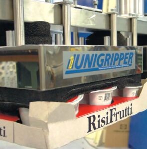 Flächengreifer für Kunststoffbecher
